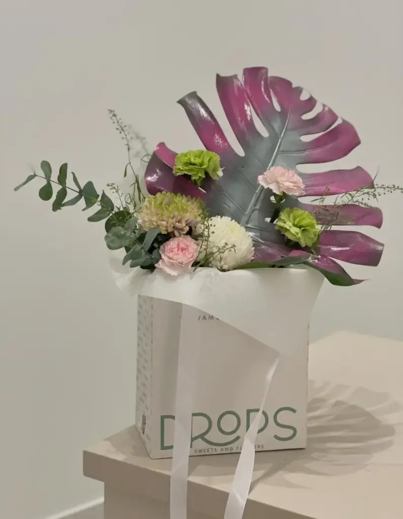 Sepcial pink bag flower