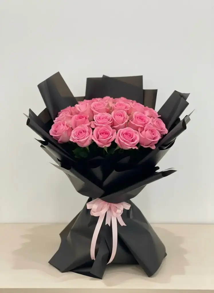 25 pink rose black
