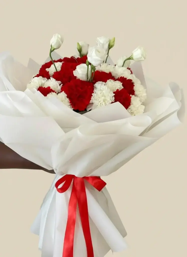 Mix of white & red Bouquet